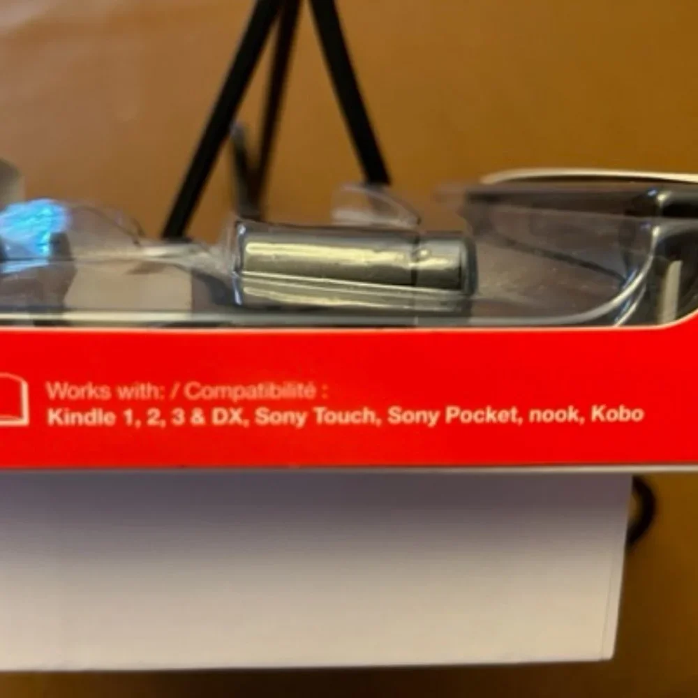 Arc Light For E-Readers